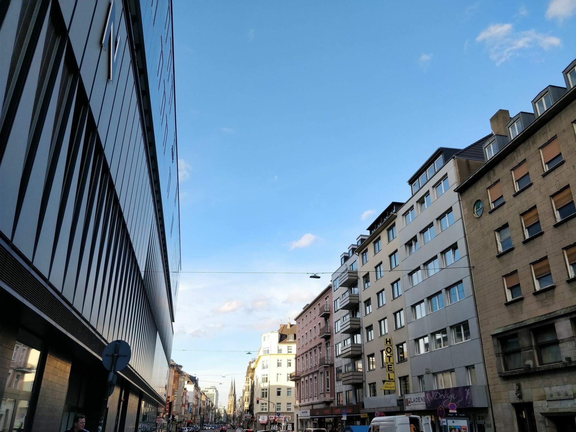 Sleep Inn Duesseldorf Exteriör bild